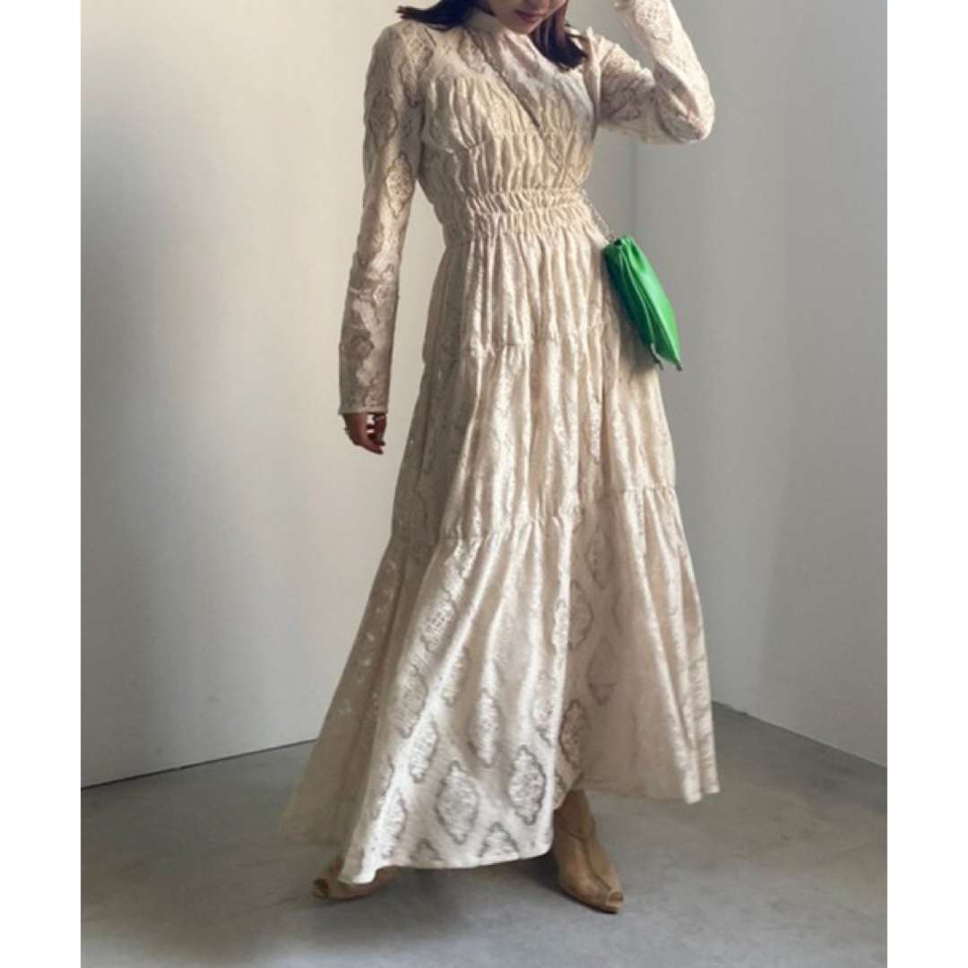 AMERI  LACE SHIRRING DRESS size M 美品アイボリー | フリマアプリ ラクマ