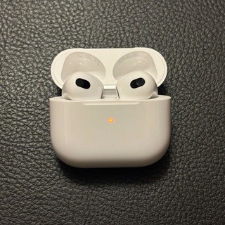 アップル(Apple)のAirPods 第３世代　購入2023.10(ヘッドフォン/イヤフォン)