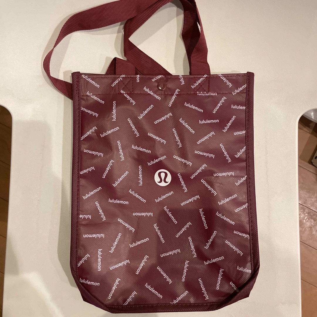 lululemon(ルルレモン)の★🇰🇷韓国限定🇰🇷★ 未使用ルルレモンショッパー レディースのバッグ(ショップ袋)の商品写真