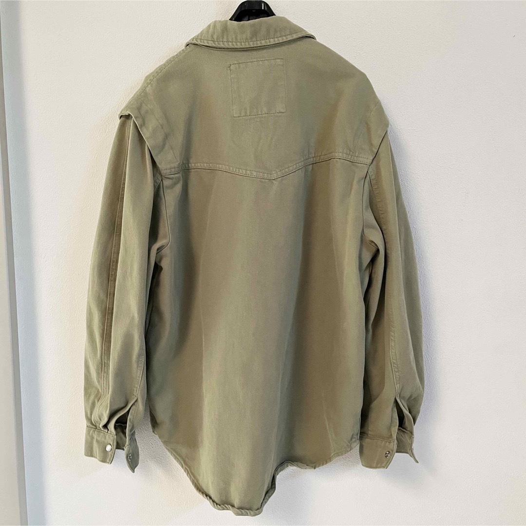 Bershka - ベルシュカ オーバーサイズ デニムシャツジャケットXS Bershka - ベルシュカ オーバーサイズ デニムシャツジャケットXS