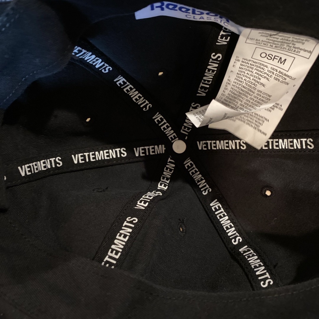 VETEMENTS(ヴェトモン)のヴェトモンキャップ メンズの帽子(キャップ)の商品写真