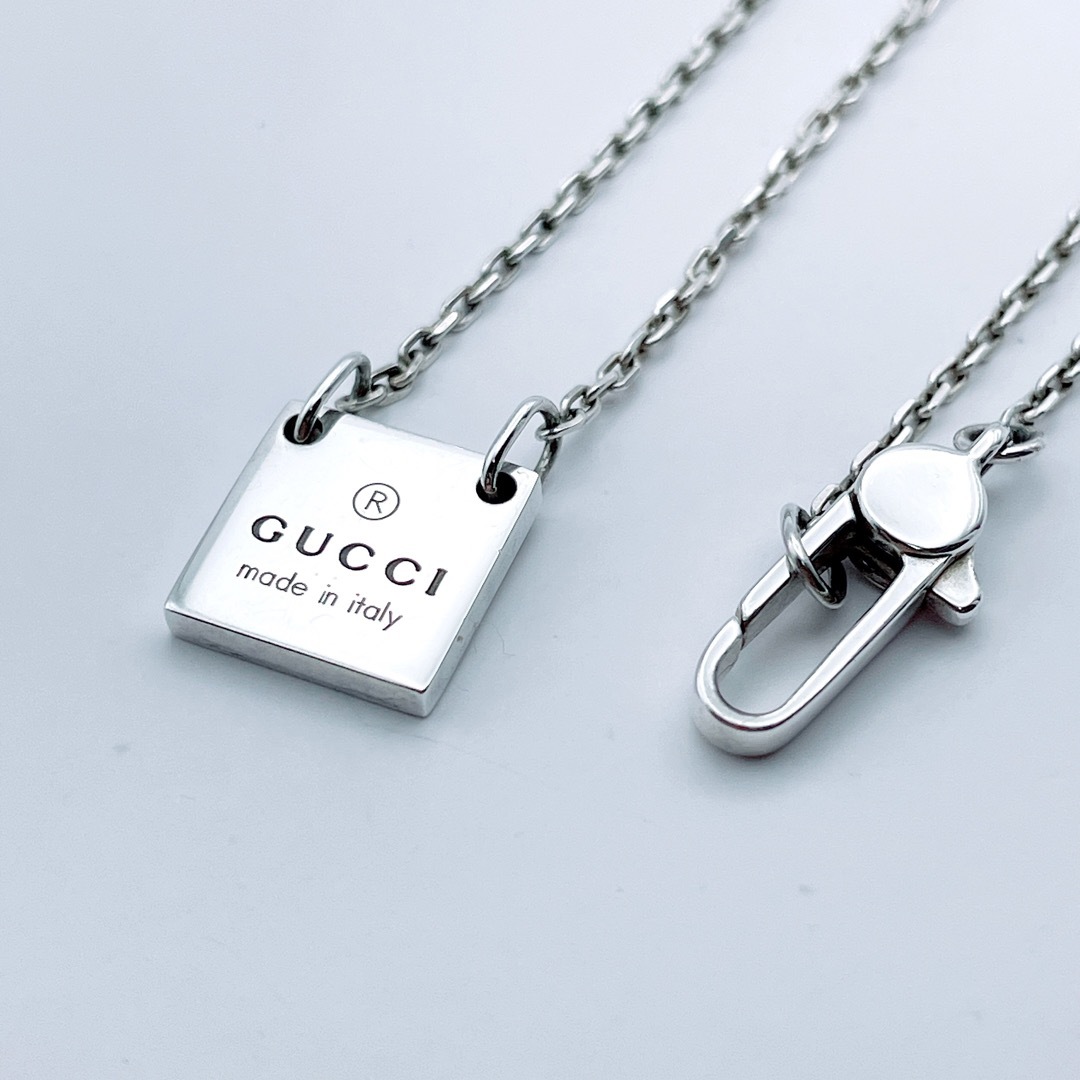 返品?交換対象商品】 【美品】GUCCI ネックレス スクエア プレート