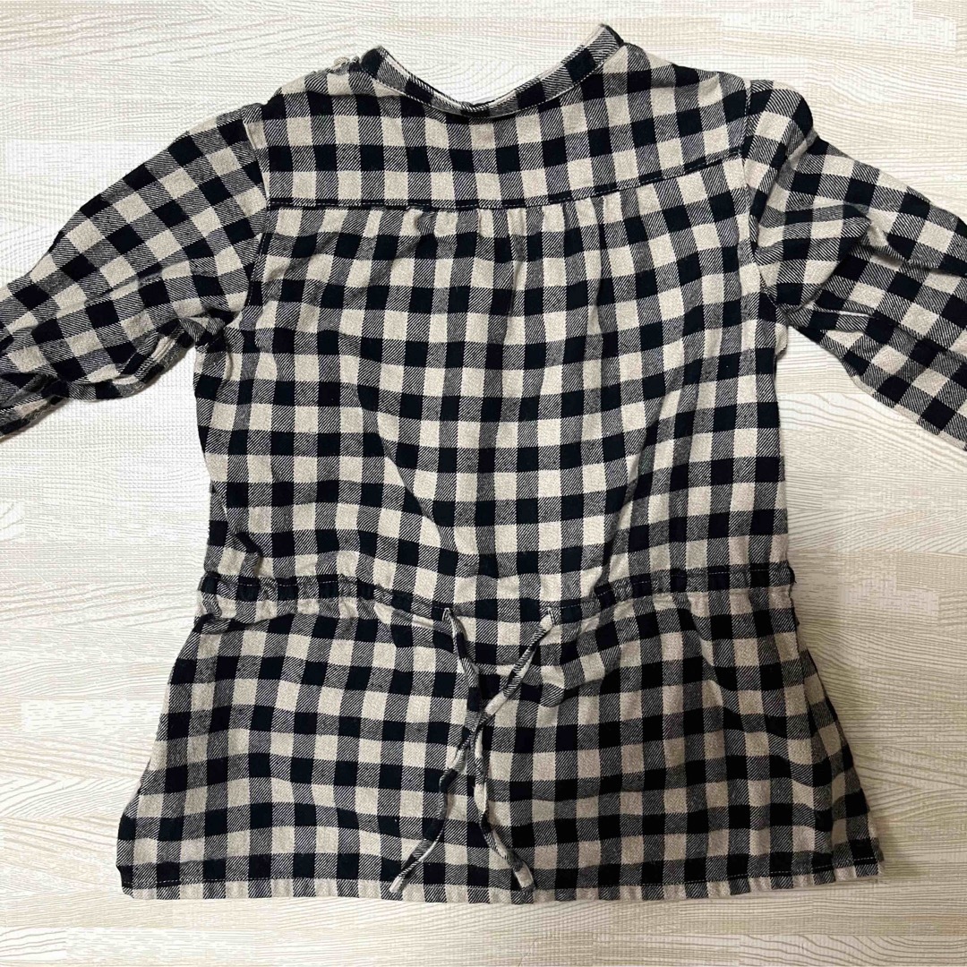 ELLE PLANETE(エルプラネット)のトップス　黒　110 キッズ/ベビー/マタニティのキッズ服女の子用(90cm~)(Tシャツ/カットソー)の商品写真