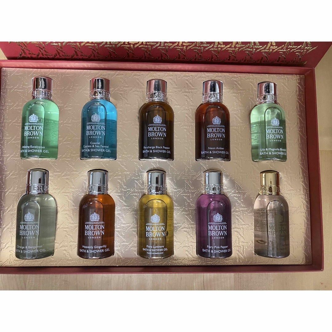 MOLTON BROWN(モルトンブラウン)の値下げMOLTON BROWN ストッキングフィラーコレクション　新品 コスメ/美容のボディケア(ボディソープ/石鹸)の商品写真