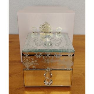 ローラアシュレイ ジュエリーボックスの通販 97点 | LAURA ASHLEYを ローラアシュレイ ジュエリーボックスの通販 97点 | LAURA ASHLEYを