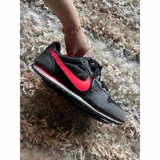 ナイキ(NIKE)のNIKE レディースシューズ 23.5(スニーカー)