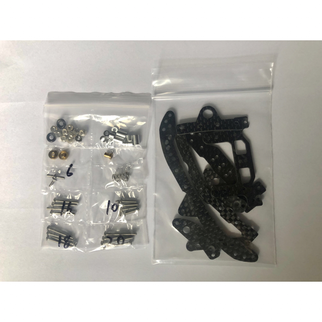 ミニ四駆 精密加工 軽量化 1軸アンカーセットの通販 by ミニ四駆 ミニ四駆 精密加工 軽量化 1軸アンカーセットの通販 by ミニ四駆