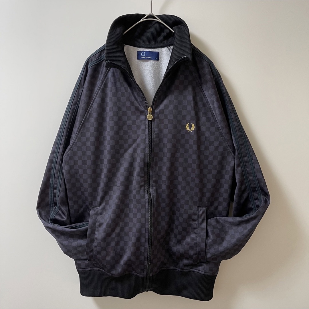 FRED PERRY - 美品フレッドペリー古着トラックジャケット刺繍 FRED PERRY - 美品フレッドペリー古着トラックジャケット刺繍