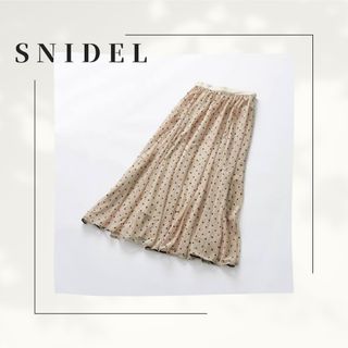 スナイデル(SNIDEL)の土日限定値引き済みスナイデル　バリエーションチュールロングスカート(ロングスカート)