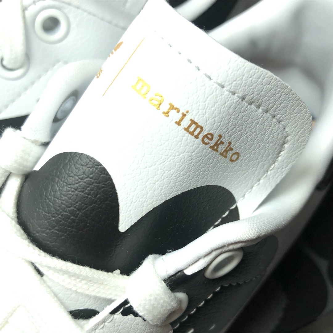 adidas(アディダス)の【新品】adidas アディダス スニーカー マリメッコ スタンスミス 24.5 レディースの靴/シューズ(スニーカー)の商品写真