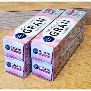 カオウ(花王)の４本組 花王 薬用 ピュオーラ グラン GRAN ＋ホワイトニング 95g(大)(歯磨き粉)