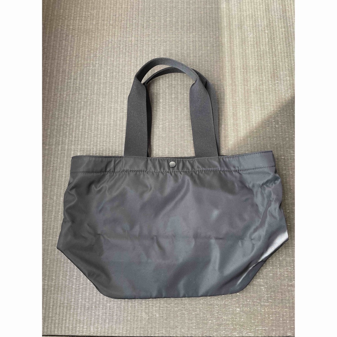 UNIQLO(ユニクロ)のA4バッグ レディースのバッグ(トートバッグ)の商品写真