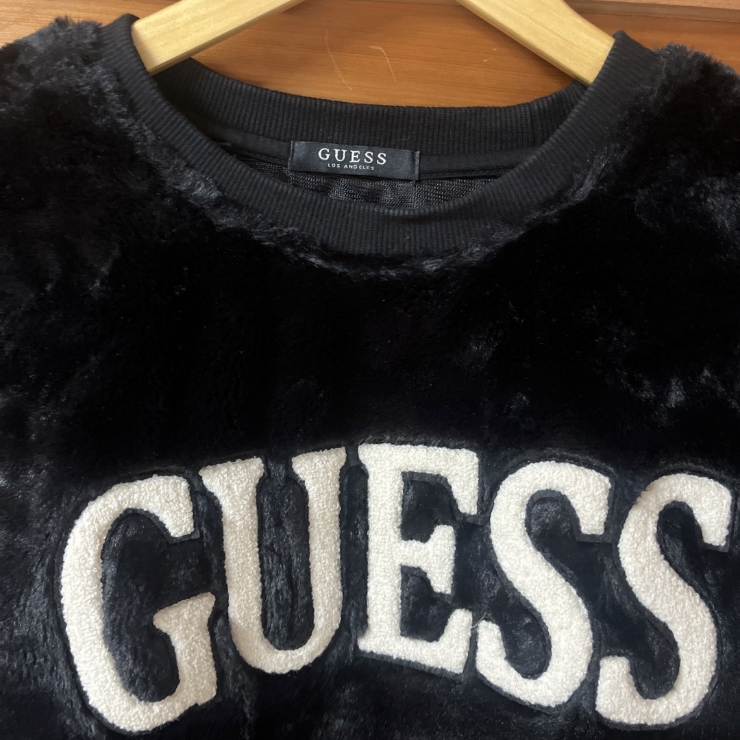 GUESS(ゲス)のGUESS ボアトレーナー レディースのトップス(トレーナー/スウェット)の商品写真