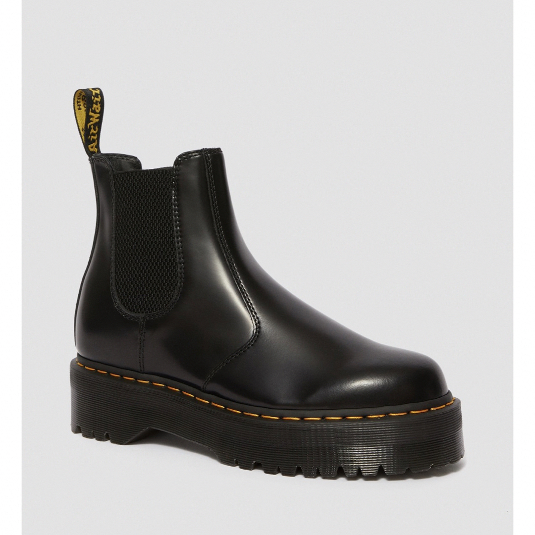 Dr.Martens(ドクターマーチン)の《中古》Dr.martens チェルシーブーツ 厚底 レディースの靴/シューズ(ブーツ)の商品写真