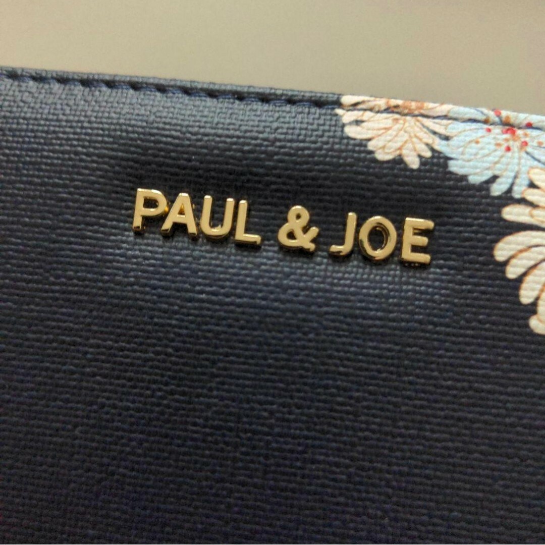 PAUL & JOE(ポールアンドジョー)の【新品】ポール＆ジョーアクセソワクリザンテームプリント長財布とパスケースセット♪ レディースのファッション小物(パスケース/IDカードホルダー)の商品写真