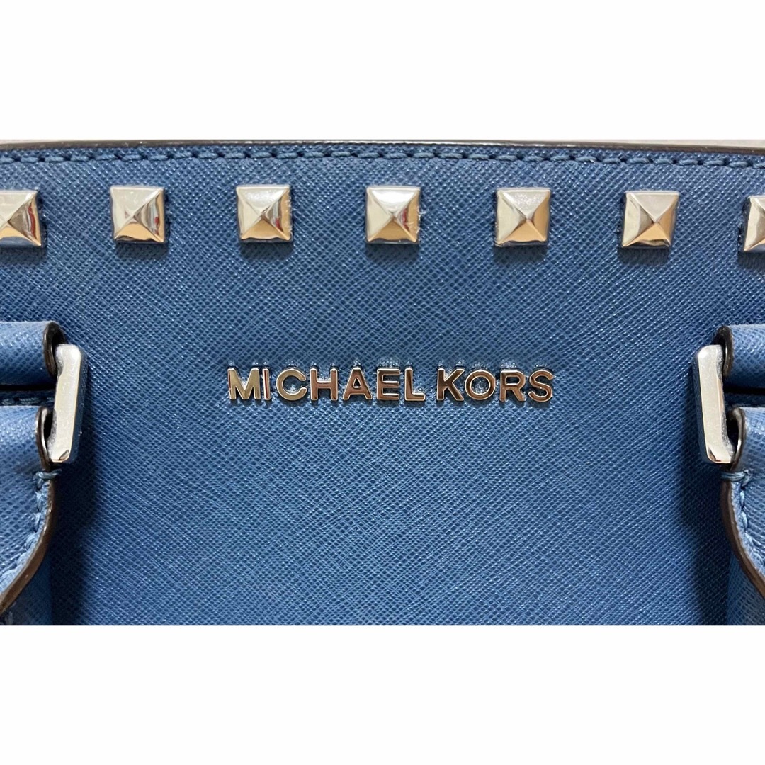 Michael Kors(マイケルコース)の美品♡マイケルコース　スタッズショルダーバッグ レディースのバッグ(ショルダーバッグ)の商品写真