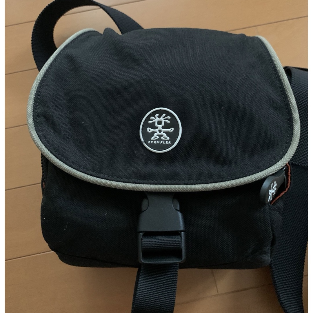 CRUMPLER クランプラー カメラバッグの通販 by ケイサンクス's shop ...