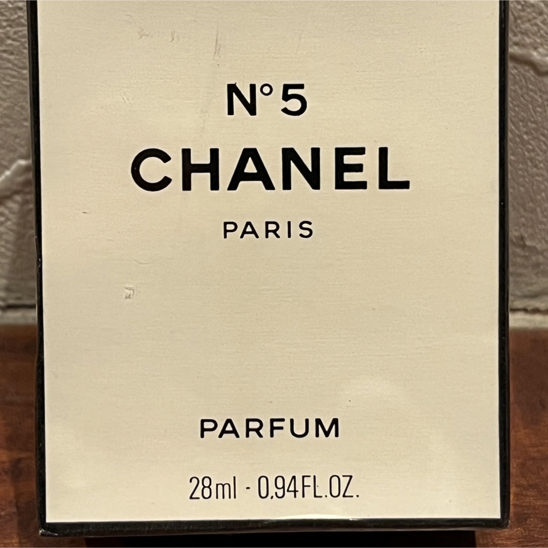 CHANEL(シャネル)のCHANEL シャネル　No.5 パルファム　28ml 未開封品 レディースのレディース その他(その他)の商品写真