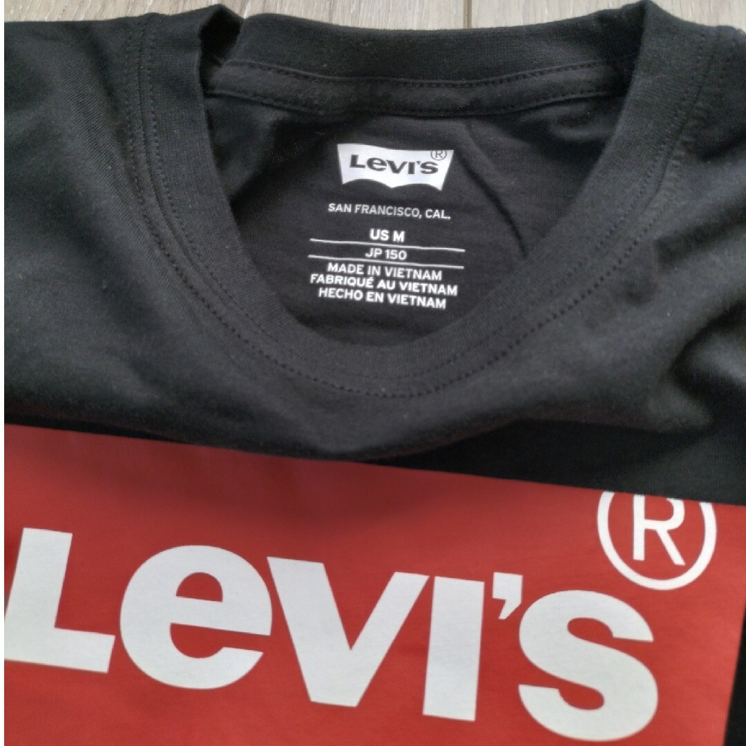 Levi's(リーバイス)のLEVI'S　半袖Ｔシャツ　２枚セット キッズ/ベビー/マタニティのキッズ服男の子用(90cm~)(Tシャツ/カットソー)の商品写真