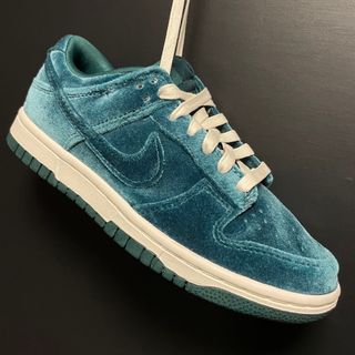 ナイキ(NIKE)のNike WMNS Dunk Low "Atomic Teal"(スニーカー)