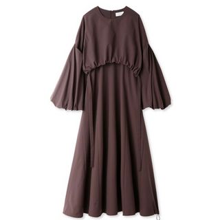 emmi yoga カップ付ワンピース