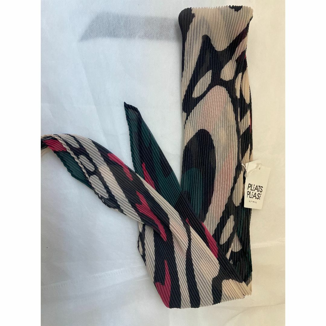 ISSEY MIYAKE(イッセイミヤケ) CHEER スカーフ レディース | フリマアプリ ラクマ