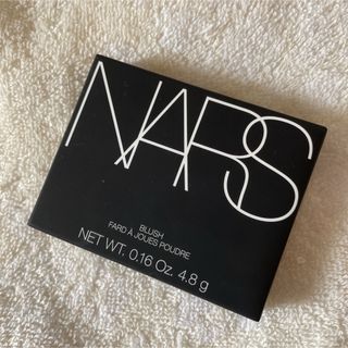 ナーズ(NARS)のNARS  ブラッシュ　4013N  ピーチピンク&ゴールデンシマー(チーク)