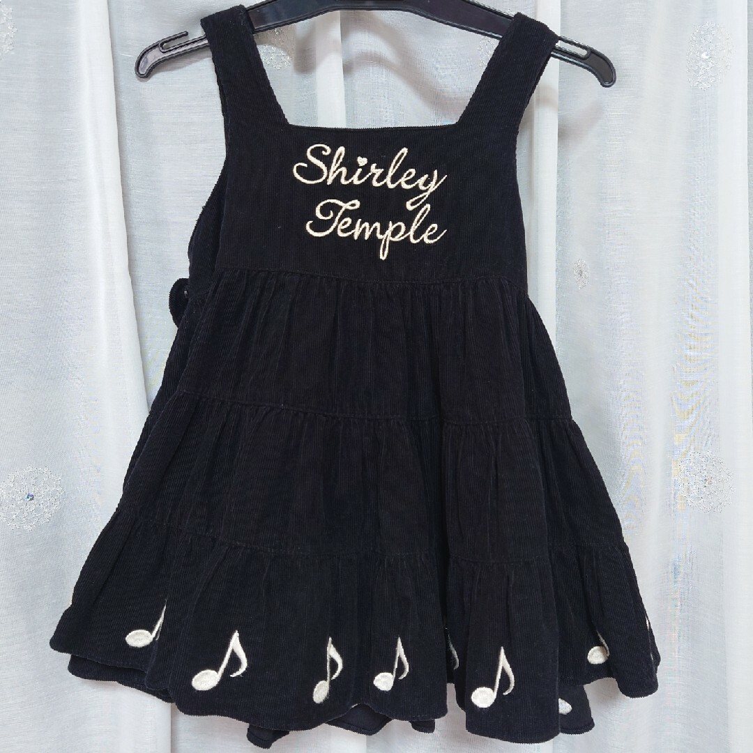 Shirley Temple(シャーリーテンプル)のシャーリーテンプル♪音符刺繍JSK90黒 キッズ/ベビー/マタニティのキッズ服女の子用(90cm~)(ワンピース)の商品写真