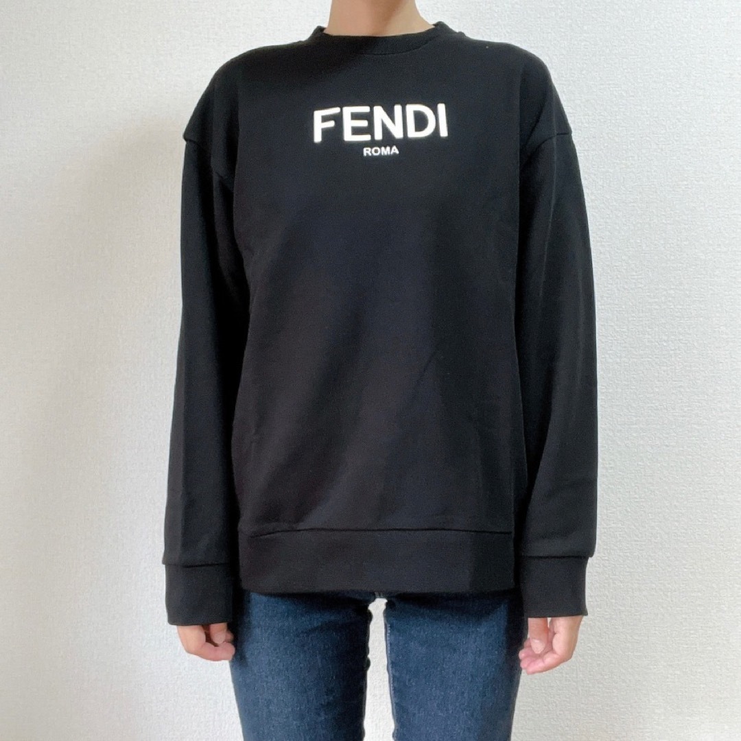 日本最大級 使用未使用【送料無料】FENDI U、XboxOne キッズ12 FENDI ...