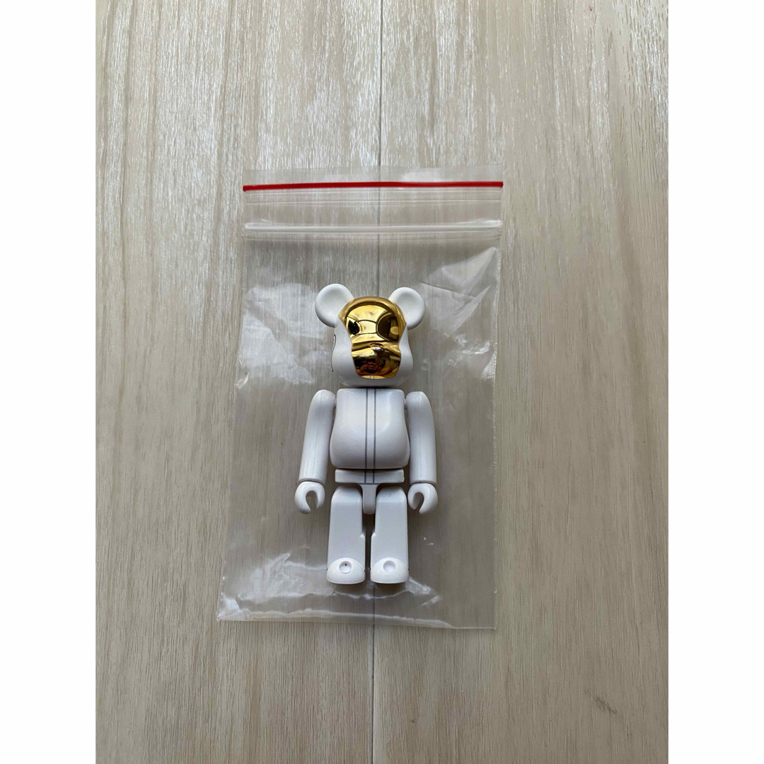 Be@rbrick daft punk white suits ver | フリマアプリ ラクマ