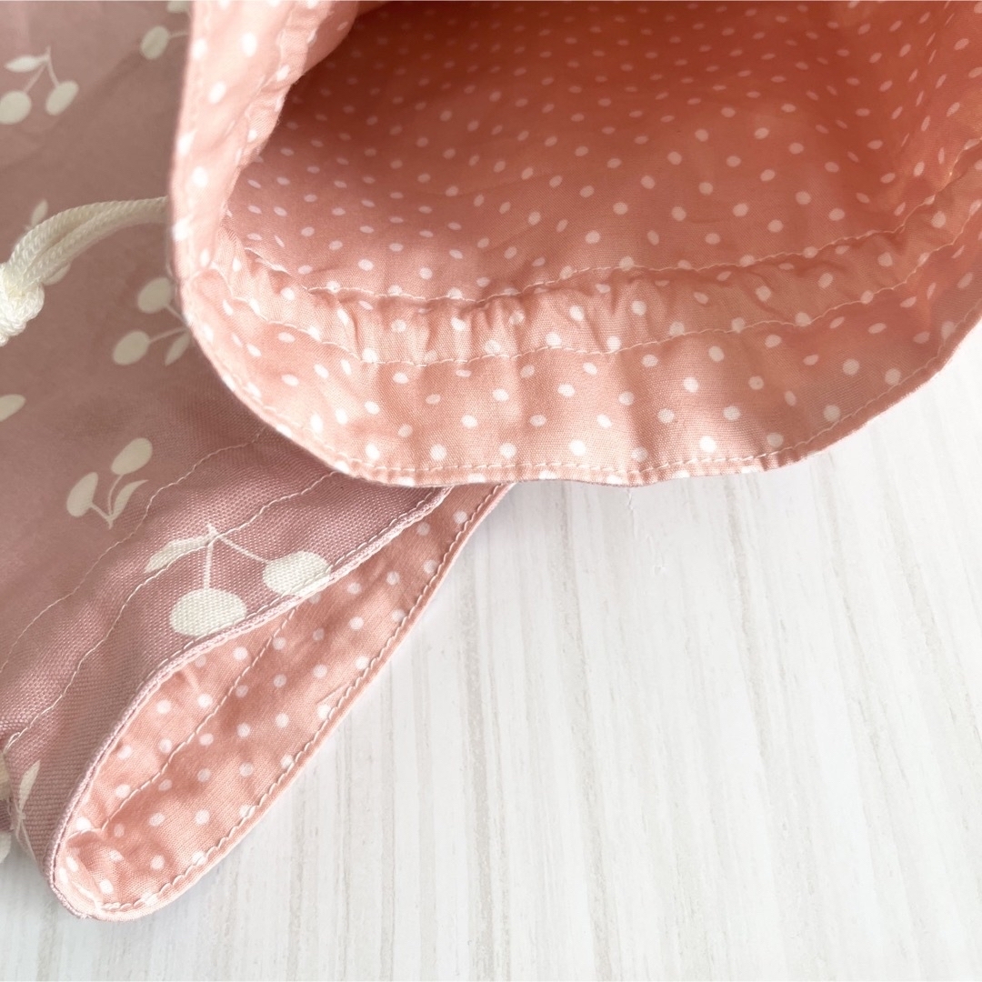 さくらんぼ柄巾着袋　給食袋　ピンク　 ハンドメイドのキッズ/ベビー(外出用品)の商品写真