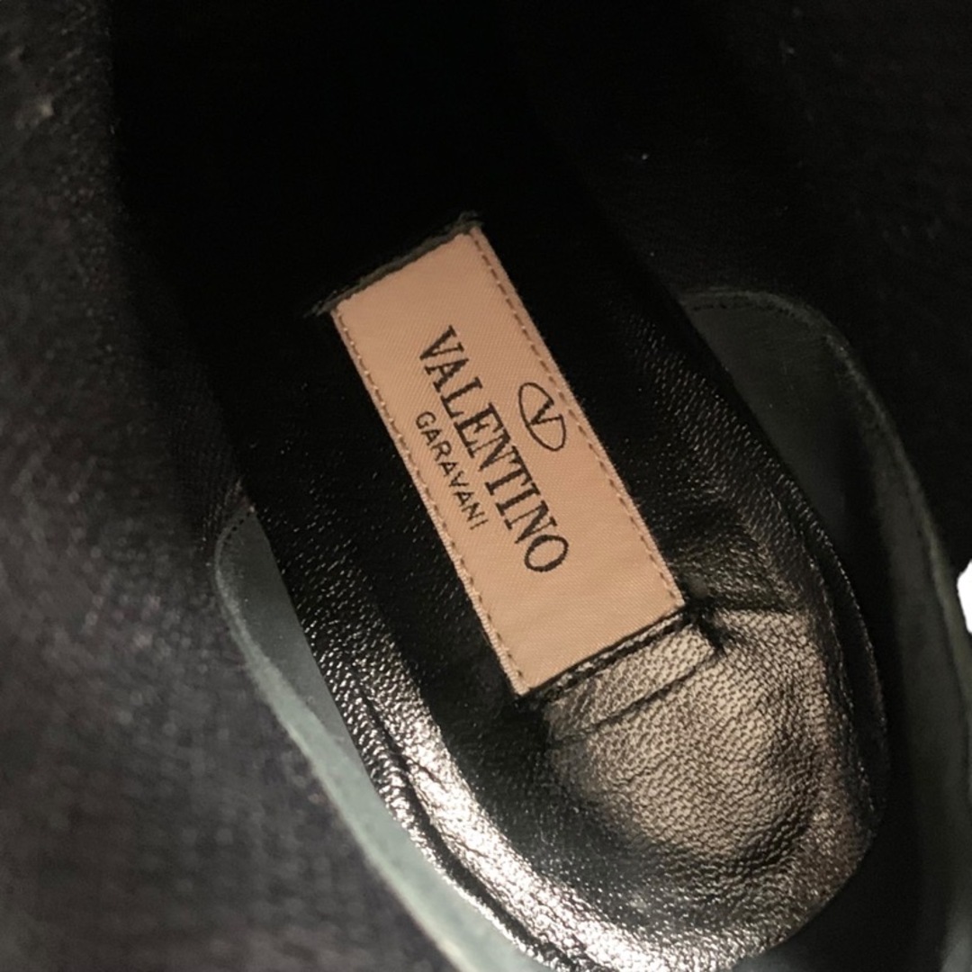 VALENTINO(ヴァレンティノ)のヴァレンティノ VALENTINO ブーツ ショートブーツ ソックスブーツ 靴 シューズ ロックスタッズ ニット ブラック 黒 ゴールド レディースの靴/シューズ(ブーツ)の商品写真