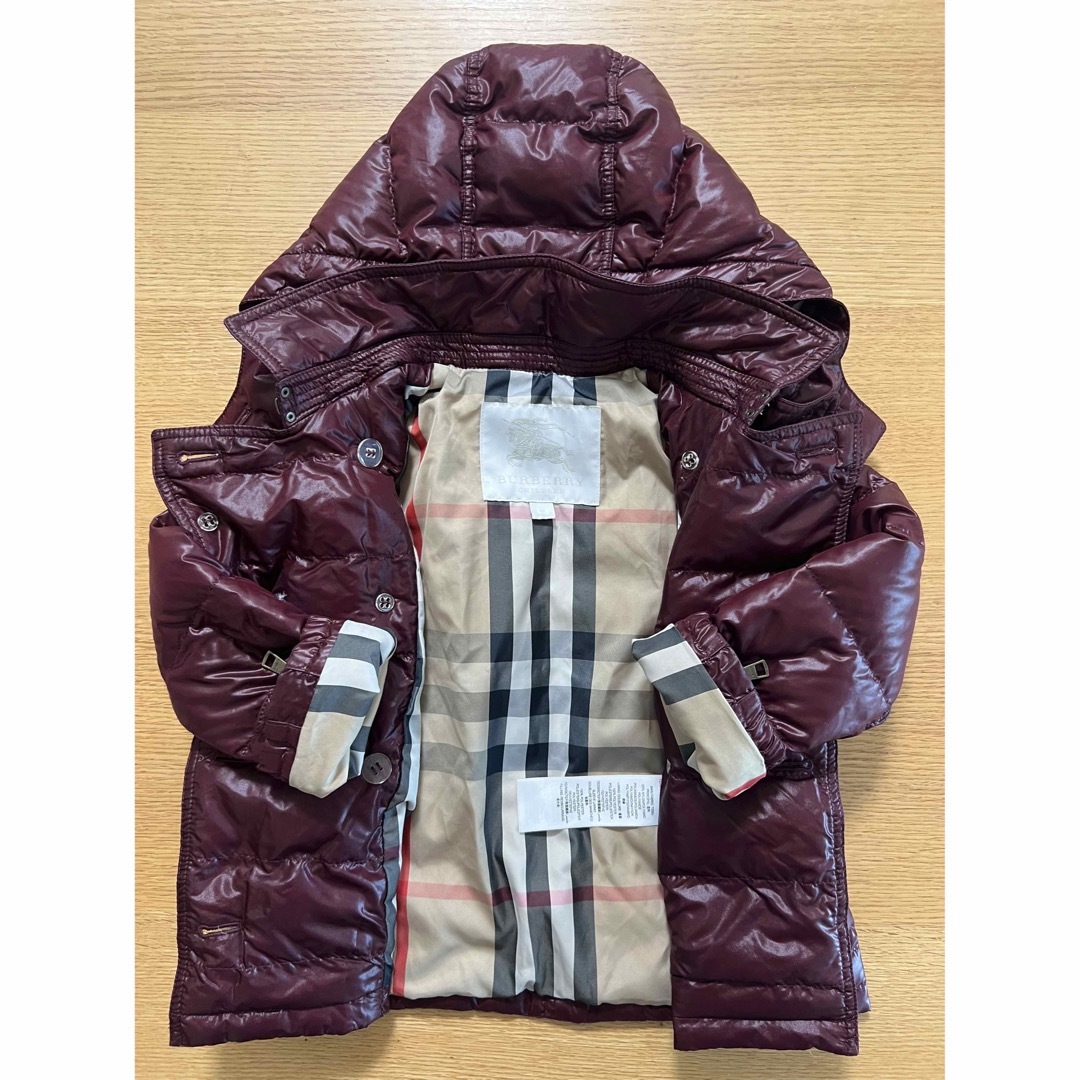 BURBERRY(バーバリー)のバーバリーチルドレン　4Y ワインレッド キッズ/ベビー/マタニティのキッズ服女の子用(90cm~)(ジャケット/上着)の商品写真