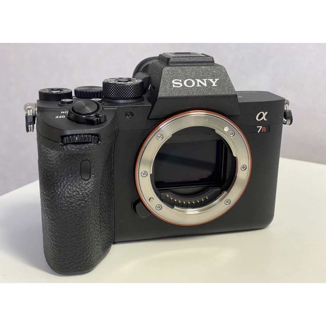 【美品】SONYα7R IVボディ ソニー ILCE-7RM4Aカメラ