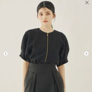 ユナイテッドアローズ(UNITED ARROWS)のEMMEL REFINES EM 2WAY ジップ ラウンデッドスリーブブラウス(シャツ/ブラウス(半袖/袖なし))