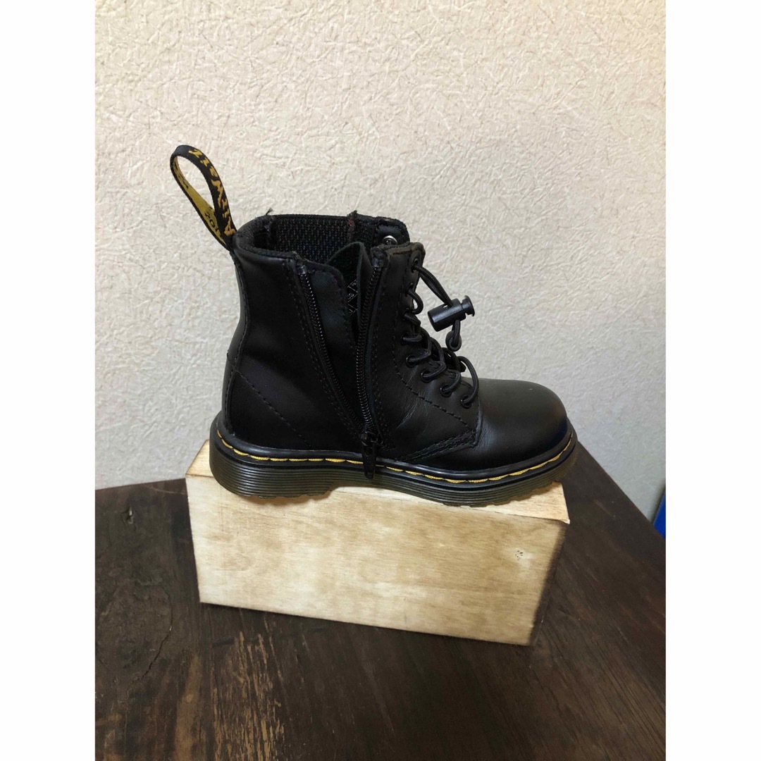 Dr.Martens(ドクターマーチン)のドクターマーチン  キッズブーツ キッズ/ベビー/マタニティのベビー靴/シューズ(~14cm)(ブーツ)の商品写真