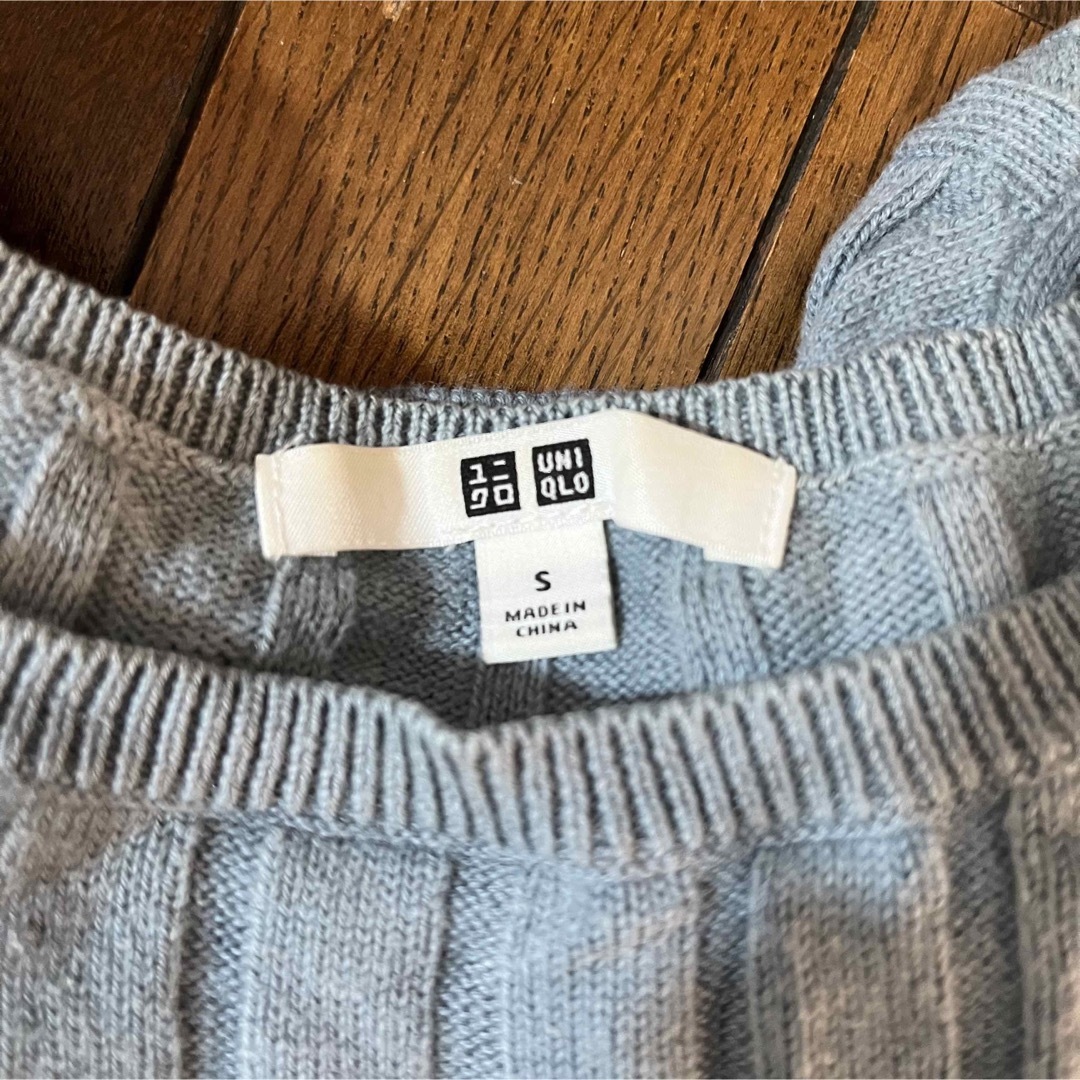 UNIQLO(ユニクロ)のUNIQLO ユニクロ　セーター　2点セット　黒　水色 レディースのトップス(ニット/セーター)の商品写真