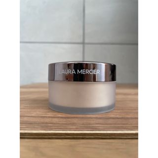 ローラメルシエ(laura mercier)のローラメルシエ　パウダー(フェイスパウダー)