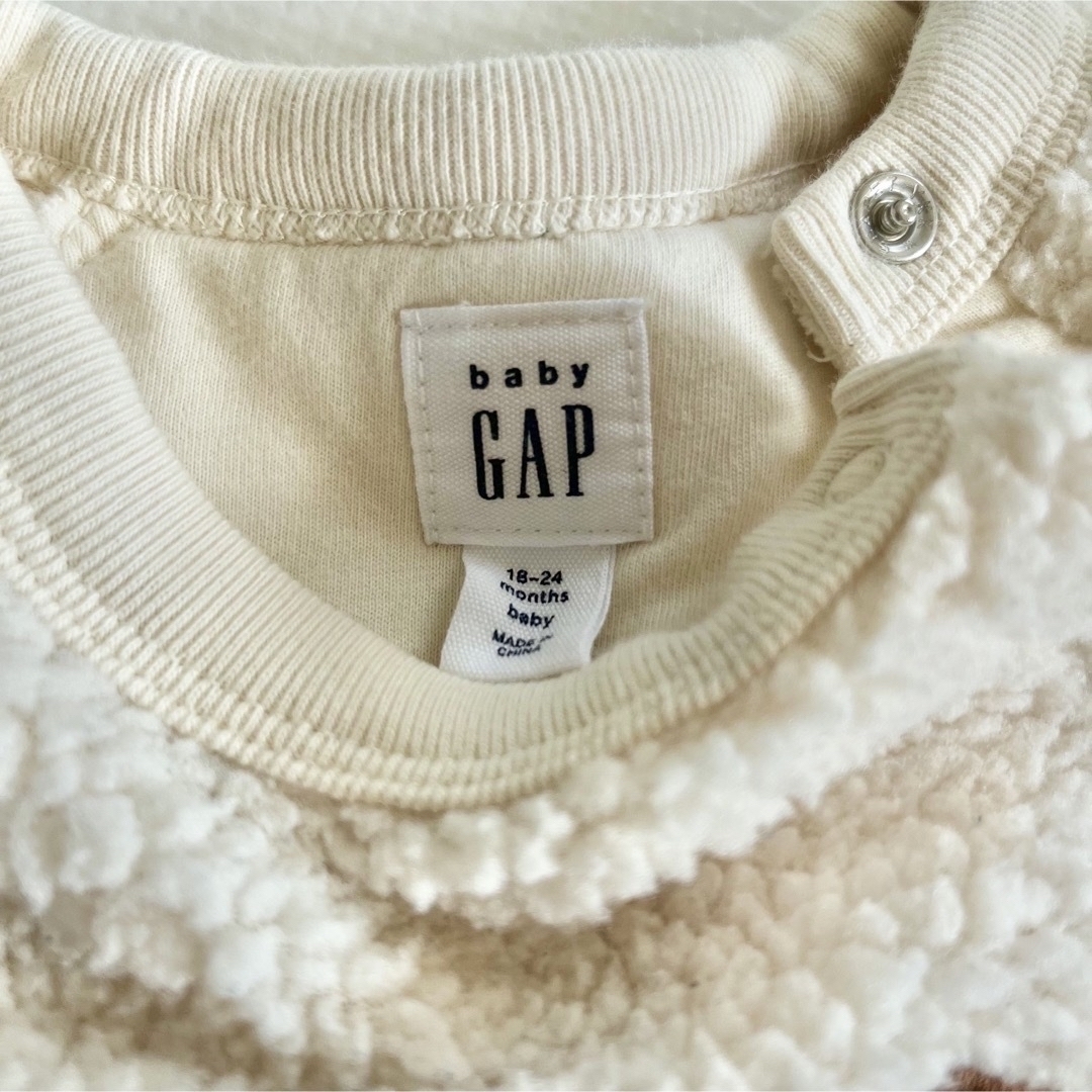 babyGAP(ベビーギャップ)のギャップ　ボアロンパース　18-24m キッズ/ベビー/マタニティのベビー服(~85cm)(ロンパース)の商品写真