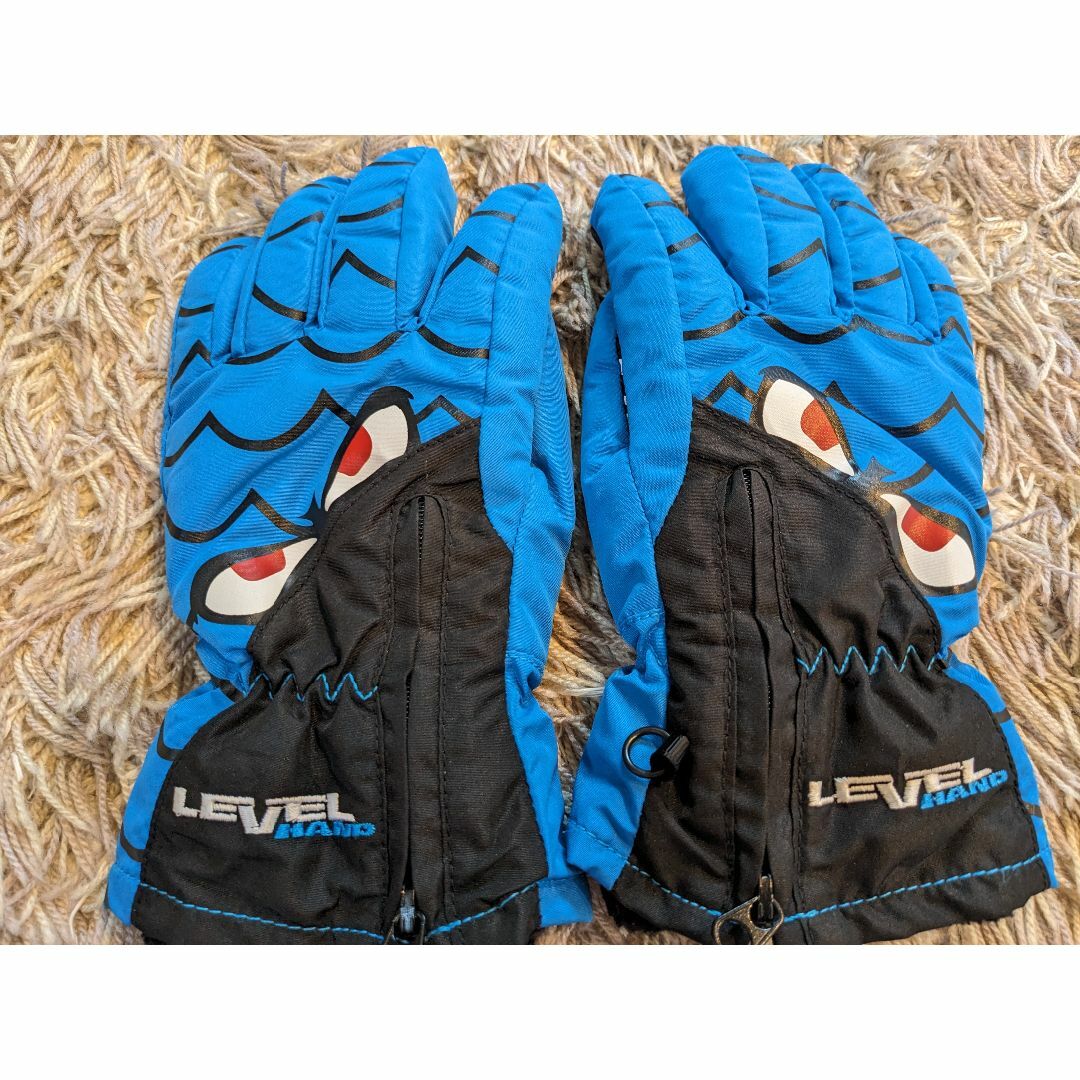 LEVEL(レベル)の手袋　スノーグローブ　LEVEL キッズ　7〜8歳サイズ　スキー　スノーボード　 キッズ/ベビー/マタニティのこども用ファッション小物(手袋)の商品写真