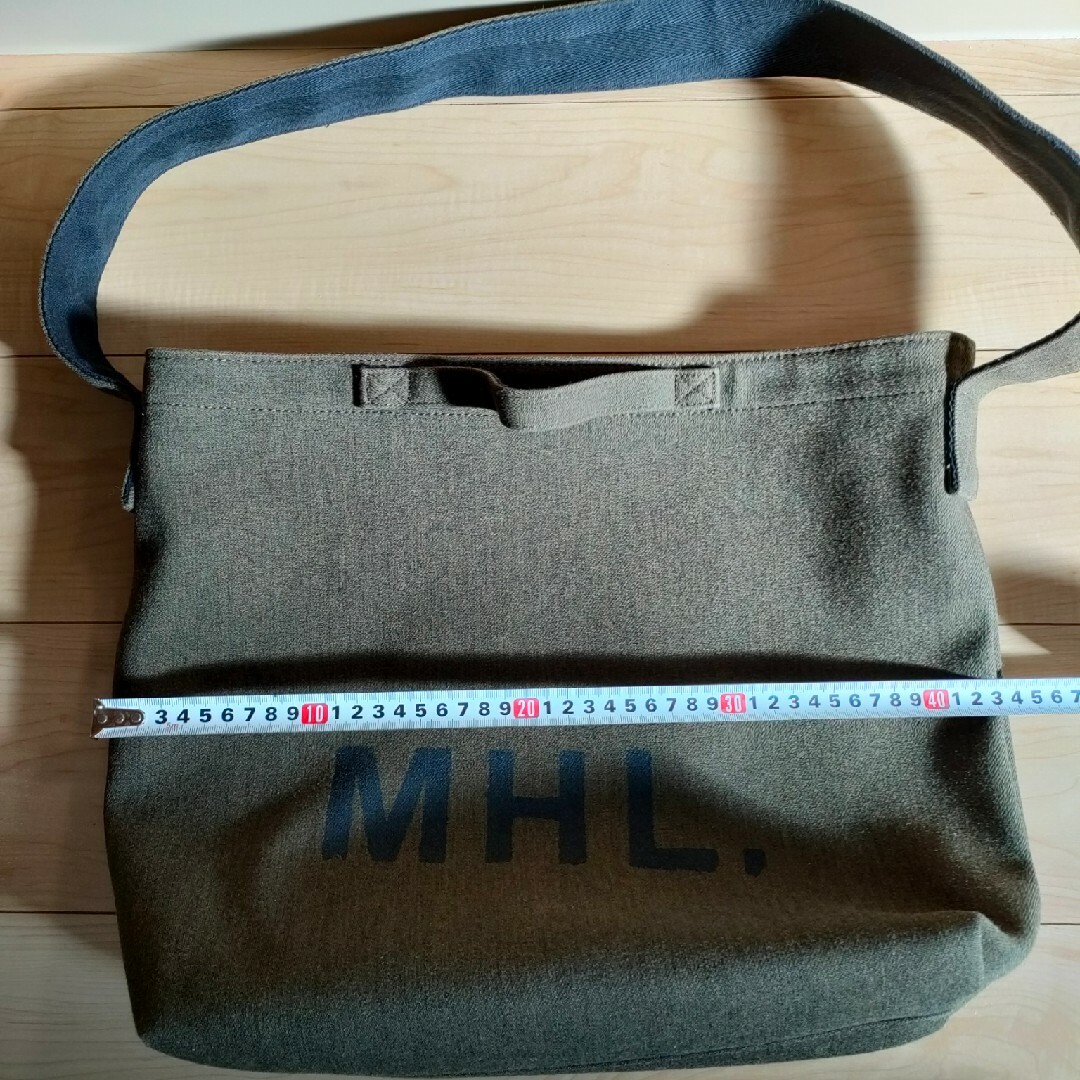 MHL.フェルトショルダーバッグ