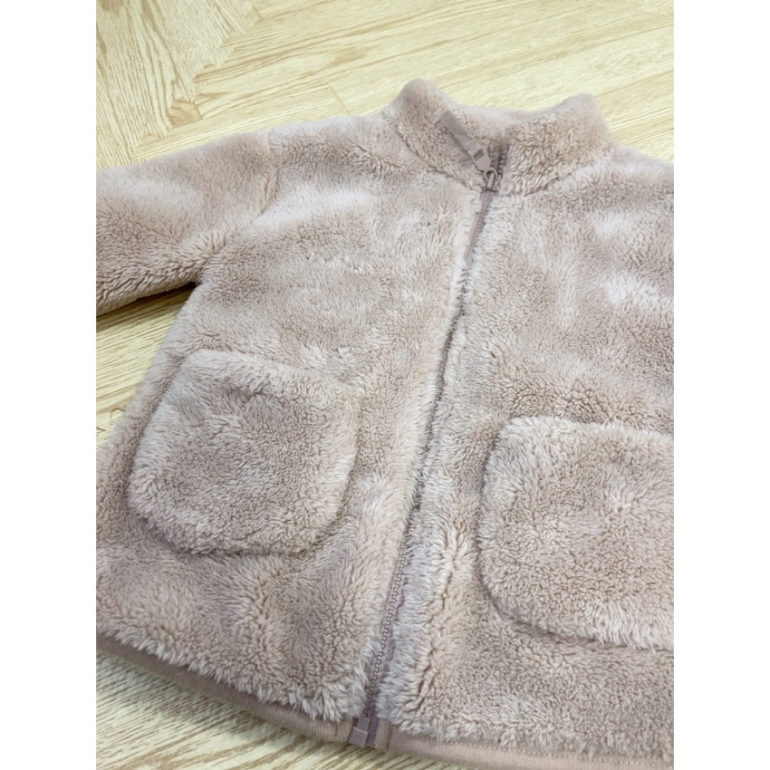 【美品】韓国子供服 Kinder fleece Here I Am フリース  キッズ/ベビー/マタニティのキッズ服男の子用(90cm~)(ジャケット/上着)の商品写真