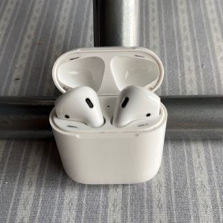 中古　Airpods  第2世代　両耳(ヘッドフォン/イヤフォン)