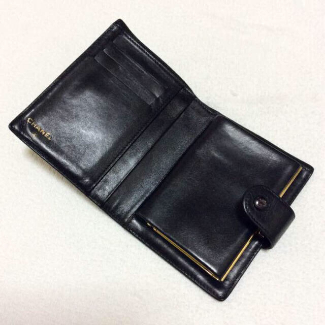 CHANEL(シャネル)のCHANEL wallet❤︎ メンズのファッション小物(折り財布)の商品写真