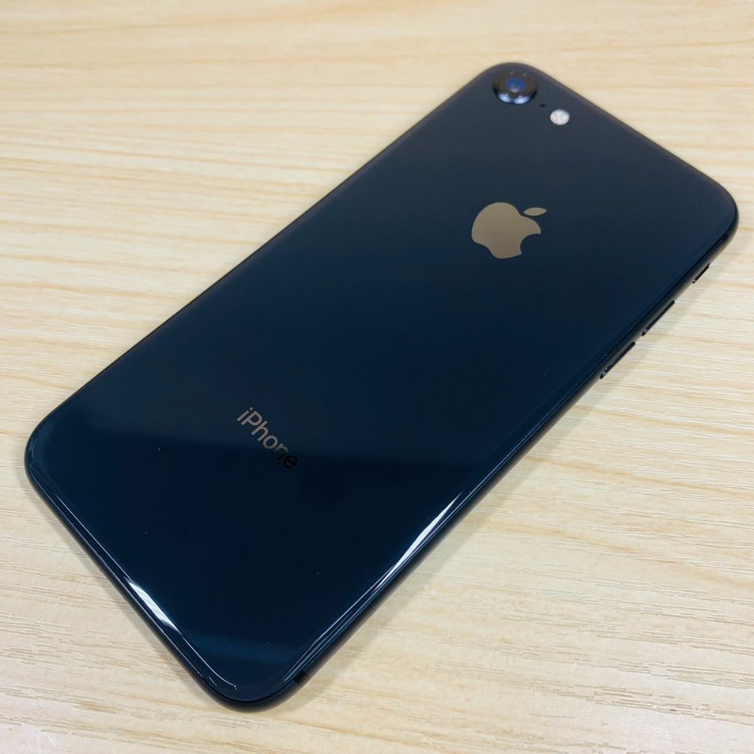 iPhone8 64GB M4スマートフォン本体