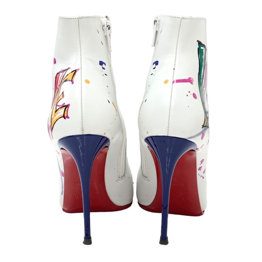 Christian Louboutin(クリスチャンルブタン)のクリスチャンルブタン Christian Louboutin ブーツ ショートブーツ スパイク スタッズ LOVE ペイント レザー パテント ホワイト レディースの靴/シューズ(ブーツ)の商品写真