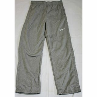 ナイキ(NIKE)の【四つ葉様専用】NIKE裏起毛トレーニングパンツ(160)箱配送(パンツ/スパッツ)