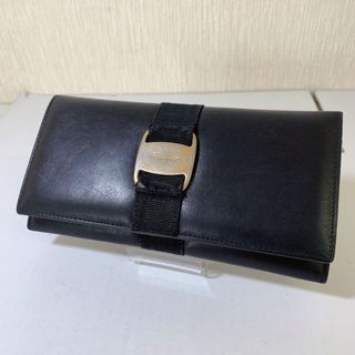 サルヴァトーレフェラガモ(Salvatore Ferragamo)のＲ　Salvatore Ferragamo レザー長財布 BLACK (財布)