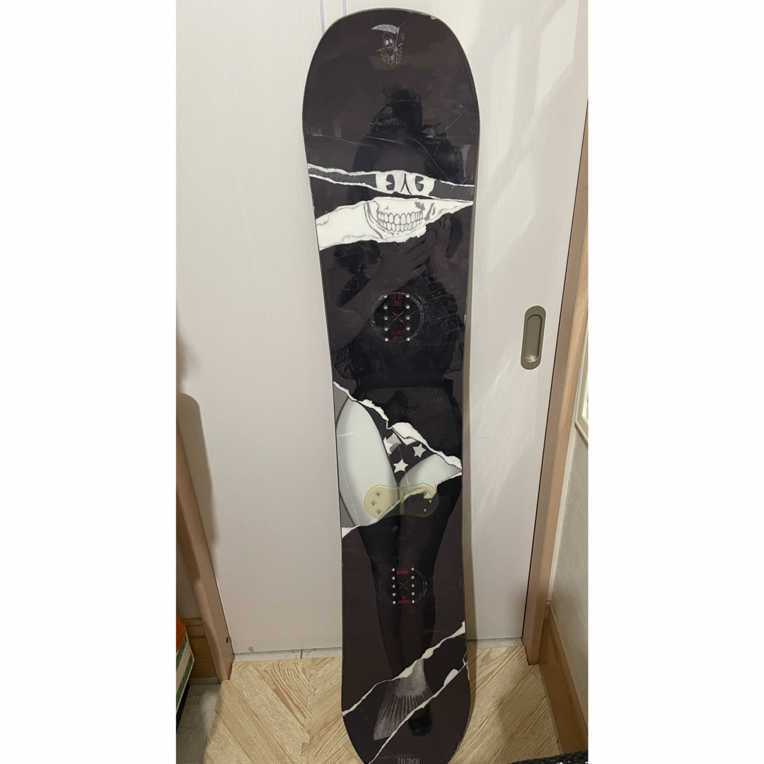 SALOMON(サロモン)のサロモン　SABOTAGE サボタージュ　154cm スポーツ/アウトドアのスノーボード(ボード)の商品写真