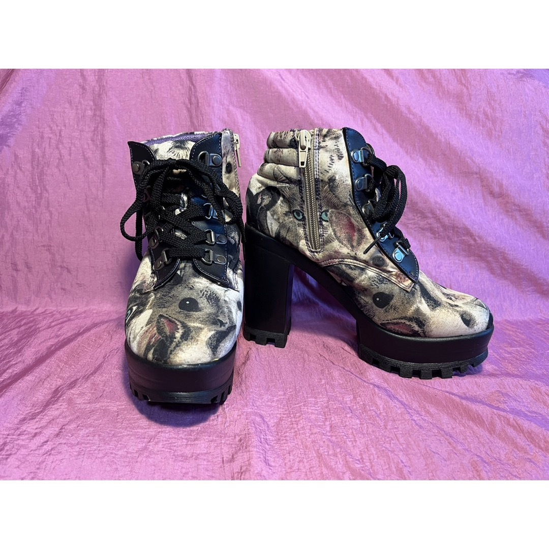 YOSUKE(ヨースケ)の#ヨースケ　#YOSUKE  #厚底ショートブーツ　アニマル柄 レディースの靴/シューズ(ブーツ)の商品写真